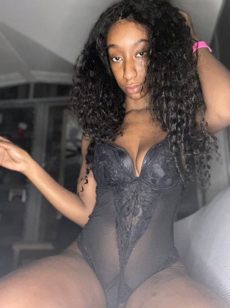 Naken läckt OnlyFans-bild av Juicii Queen