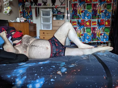 Naken läckt OnlyFans-bild av Pup Quint
