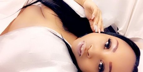 Обнаженная фотография утечки OnlyFans от Ebony Love