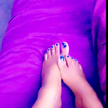 Nahá fotka uniklých OnlyFans od Kitty Fetish Lover Girl