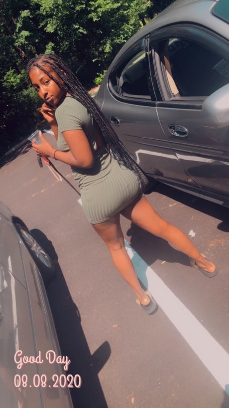 Foto nua vazada do OnlyFans de Queenniesha
