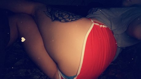 Naken läckt OnlyFans-bild av Queenmariee 