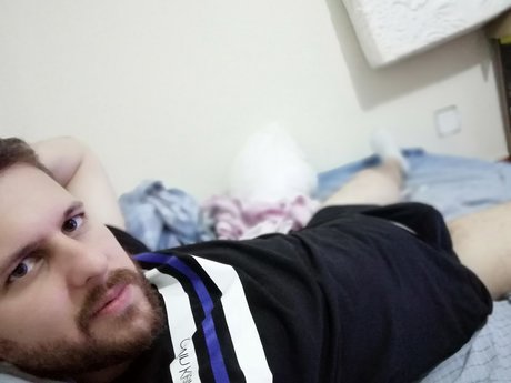 Nahá fotka uniklých OnlyFans od Danny