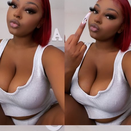 Naken läckt OnlyFans-bild av Day