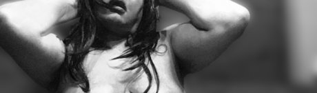 Nacktes geleaktes OnlyFans-Foto von Raina Rivire