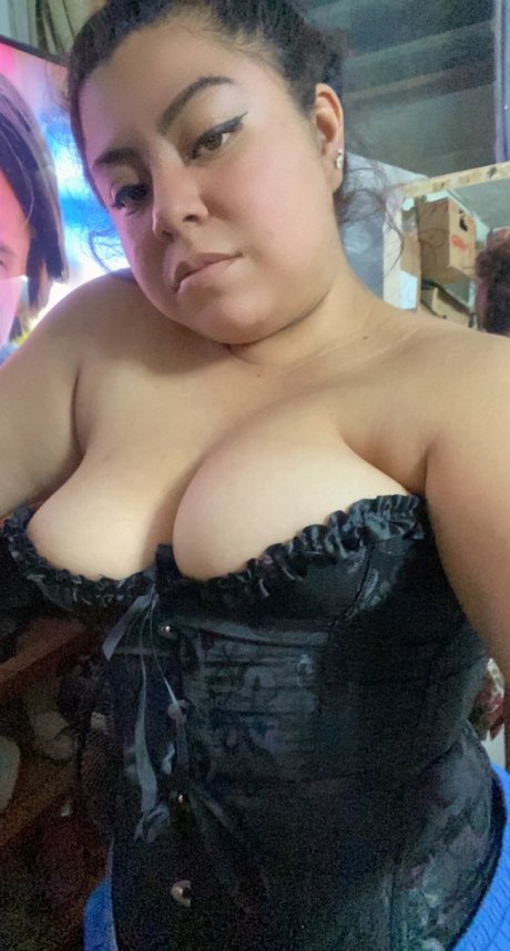 Naken läckt OnlyFans-bild av Redhead Baby