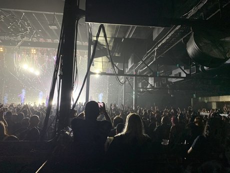 Naken läckt OnlyFans-bild av Red