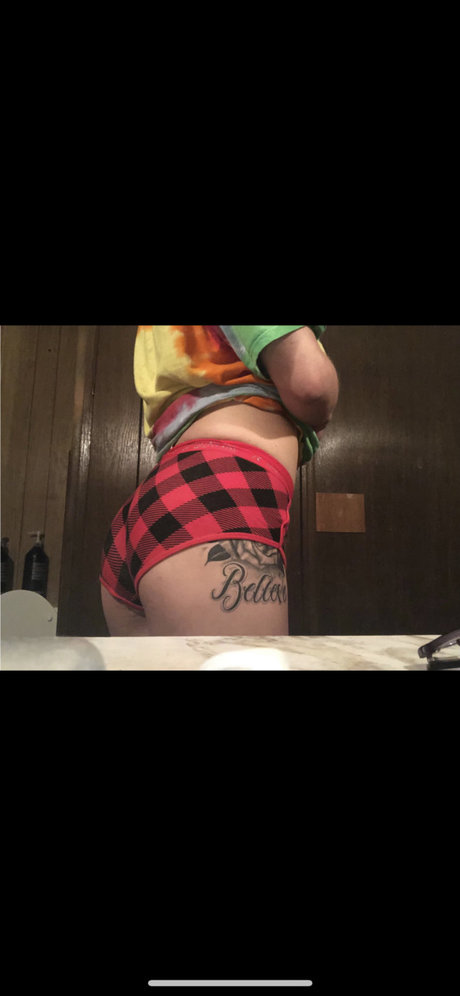 Naken lekkede OnlyFans-bilde av Becca