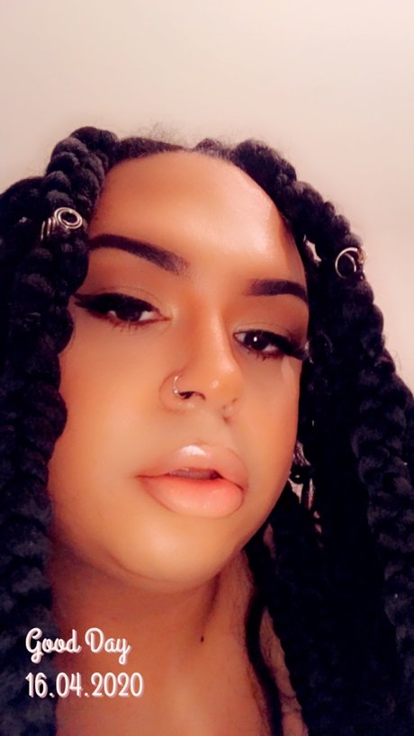 Nahá fotka uniklých OnlyFans od Theefreakraj