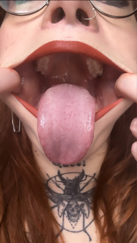 Foto nua vazada do OnlyFans de Rosa Limonata