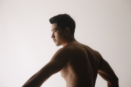 Naken lekkede OnlyFans-bilde av Romephanuphong