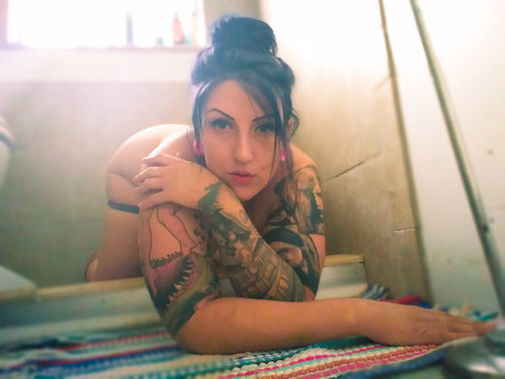 Alaston vuotanut OnlyFans-kuva Rubyjamescreates