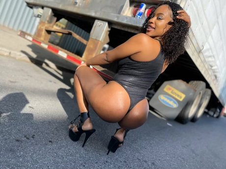 Alaston vuotanut OnlyFans-kuva Nayla Mcknight Your Favcontentcreator