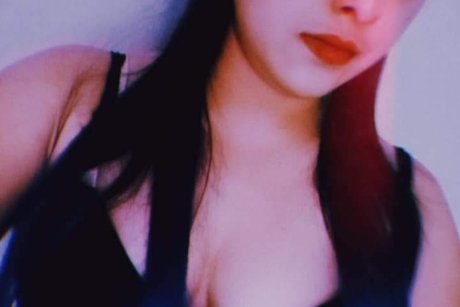Naken lekkede OnlyFans-bilde av Sadney