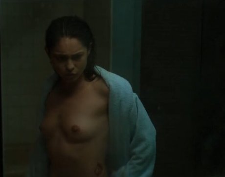 Naken läckt OnlyFans-bild av Rosa Salazar