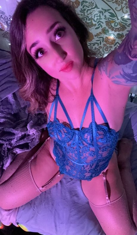 Обнаженная фотография утечки OnlyFans от Avavette