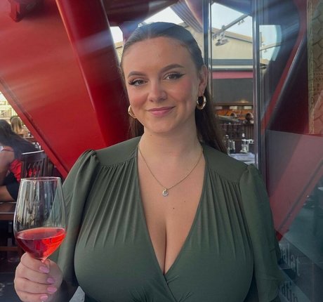 Nahá fotka uniklých OnlyFans od Amy Quesadagetgood