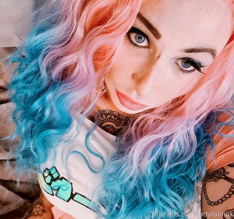 Queenrainifree