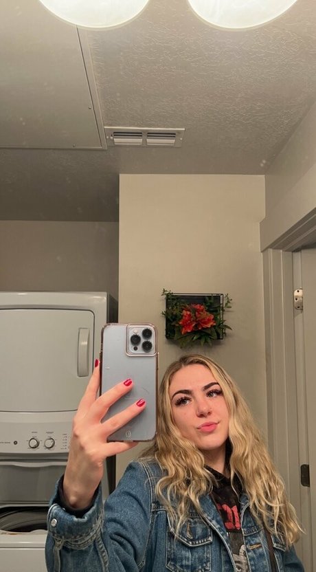 Caitlynbabyxx