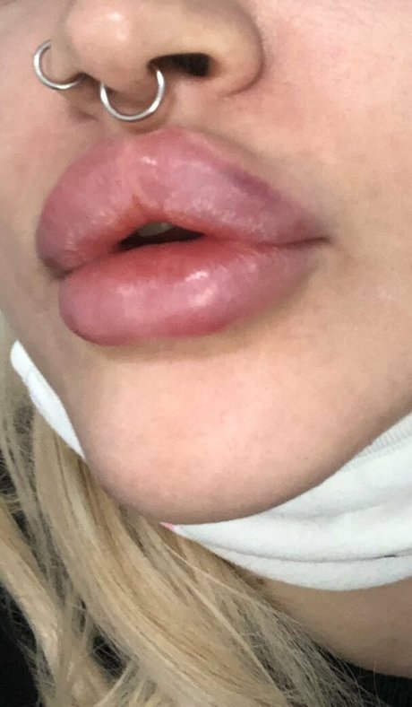 Nacktes geleaktes OnlyFans-Foto von Nastybimbo