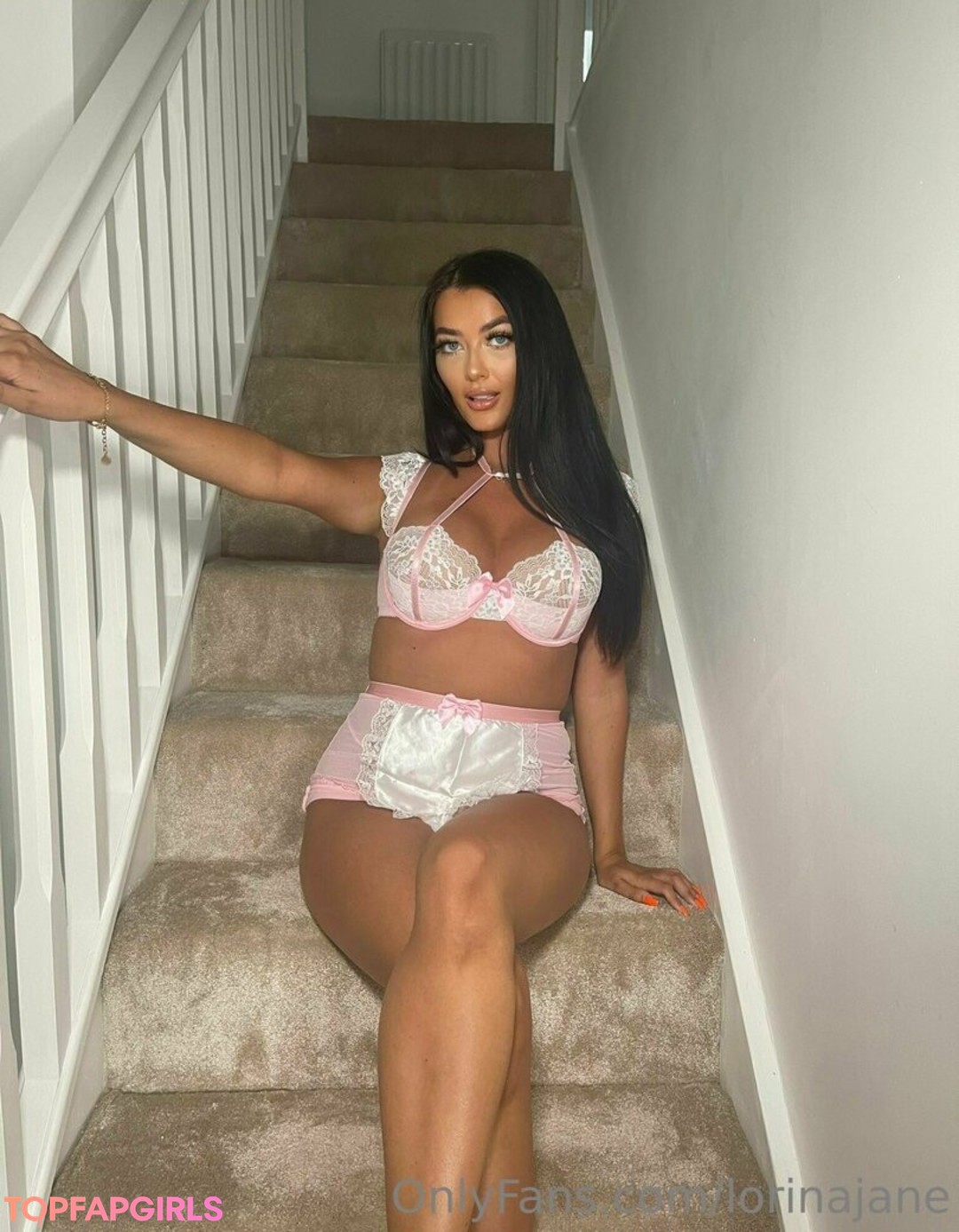 Nahá fotka uniklých OnlyFans od Lorinajane #1948