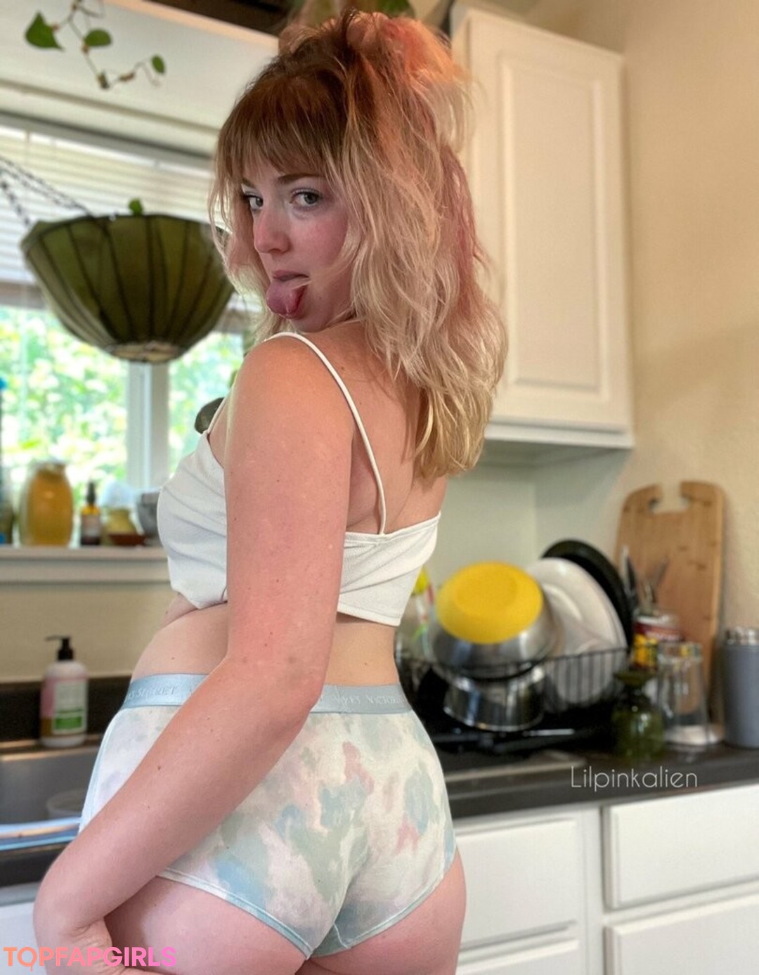 Lilpinkalien nude leaked OnlyFans photo #1024