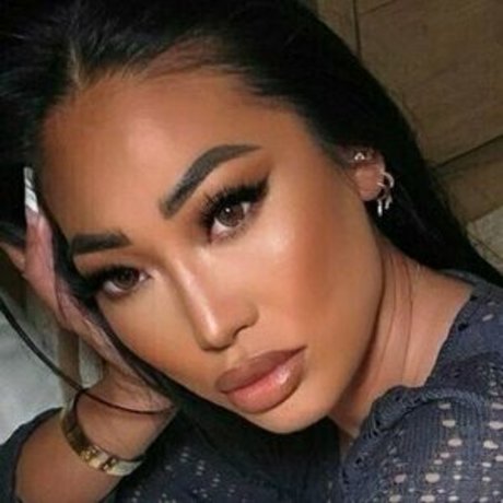 Naken lekkede OnlyFans-bilde av Angie Ang Msangieang