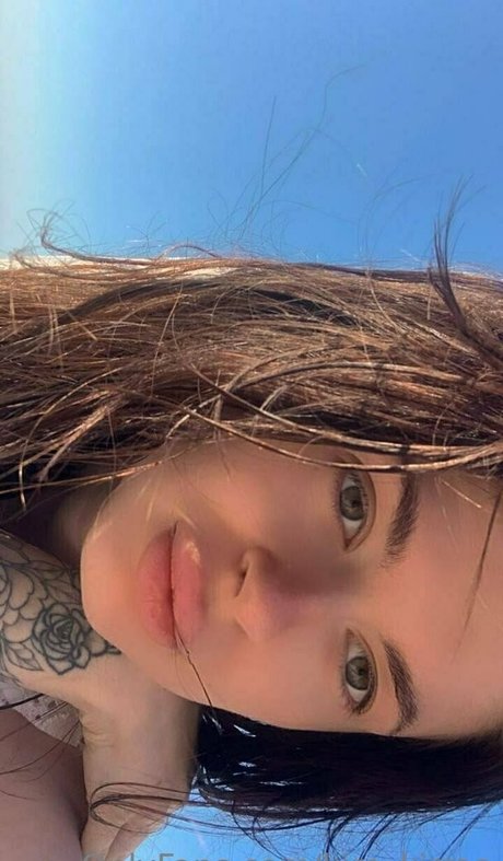 Nahá fotka uniklých OnlyFans od Kirakirraa