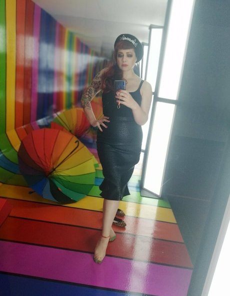 Naakte gelekte OnlyFans-foto van Matureanna