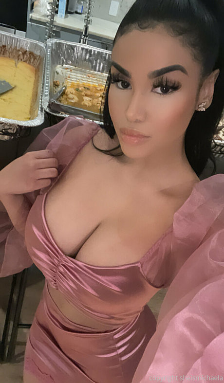 Sheismichaela