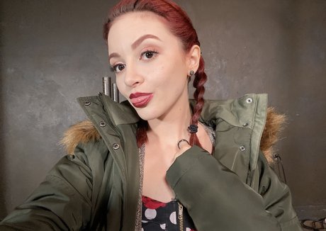 Lola Fae