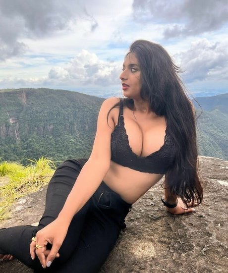 Yajna Seni