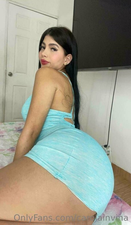 Naken lekkede OnlyFans-bilde av Carolainvina