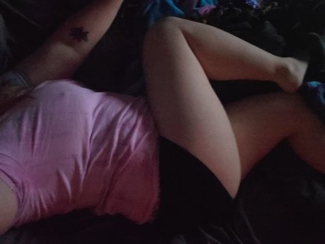 Naken läckt OnlyFans-bild av Redhotmomma
