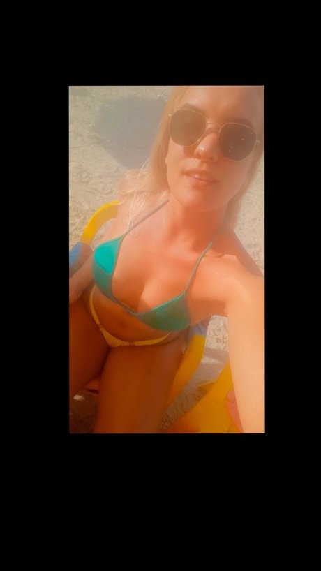 Naken lekkede OnlyFans-bilde av Sara
