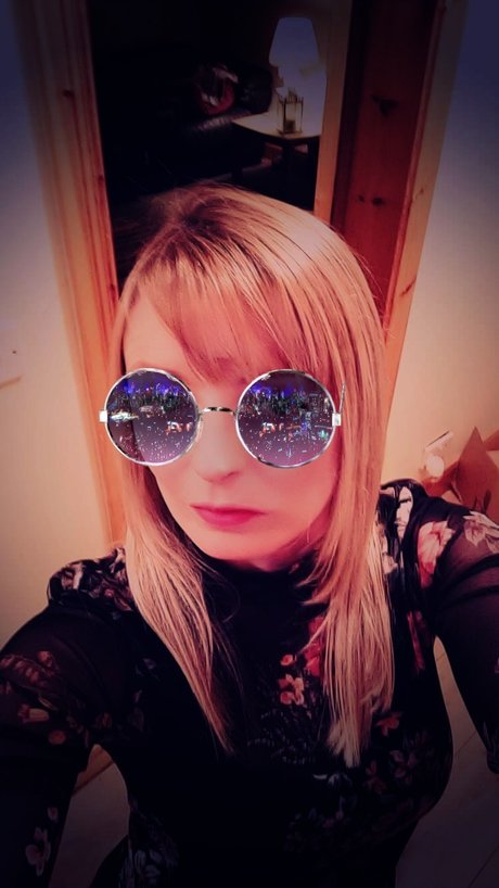 Naken lekkede OnlyFans-bilde av Uchoosethepic