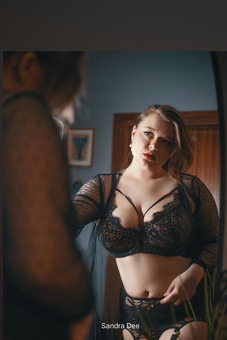 Nahá fotka uniklých OnlyFans od Sandra Dee