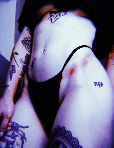 Naken lekkede OnlyFans-bilde av Sandriuski
