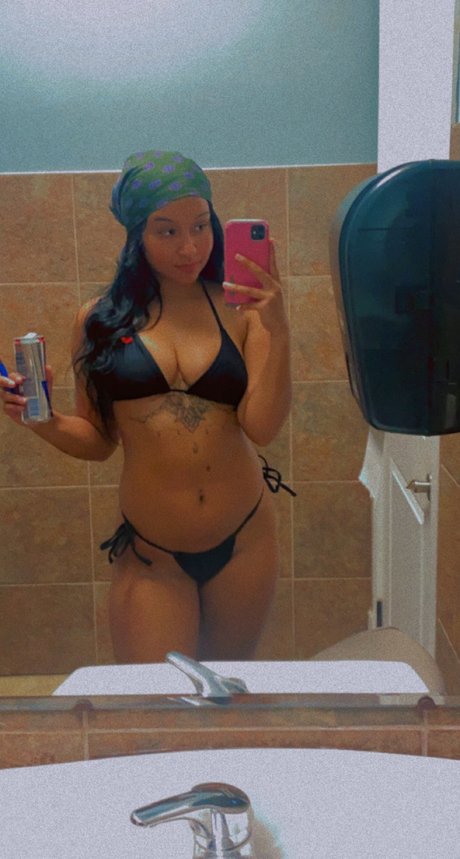 Обнаженная фотография утечки OnlyFans от Sugar