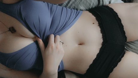 Naken lekkede OnlyFans-bilde av Sasha
