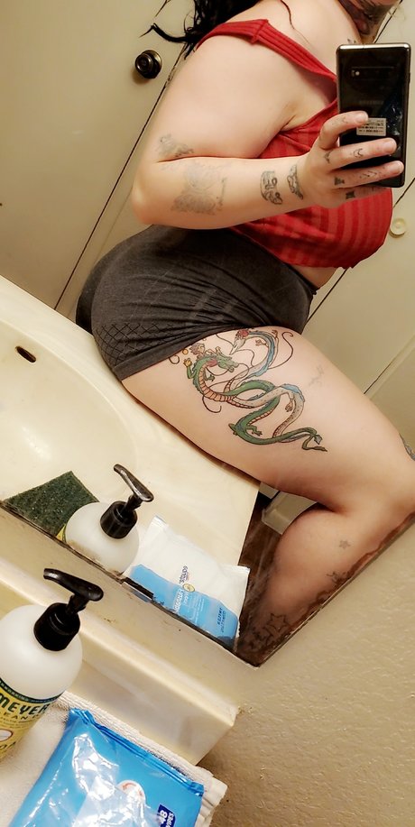 Naken läckt OnlyFans-bild av Kater2you