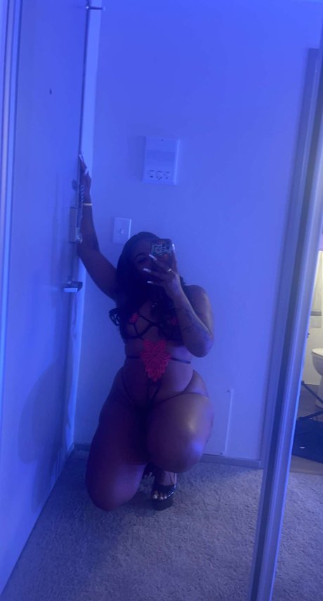 Nahá fotka uniklých OnlyFans od Tia Stacks