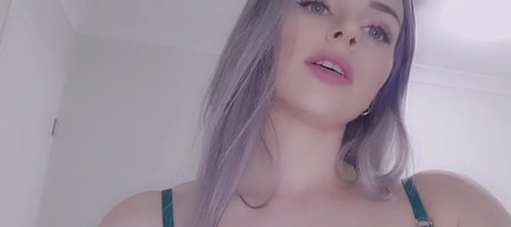 Naken läckt OnlyFans-bild av Tay  Free 