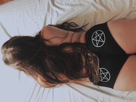 Nahá fotka uniklých OnlyFans od Ginge