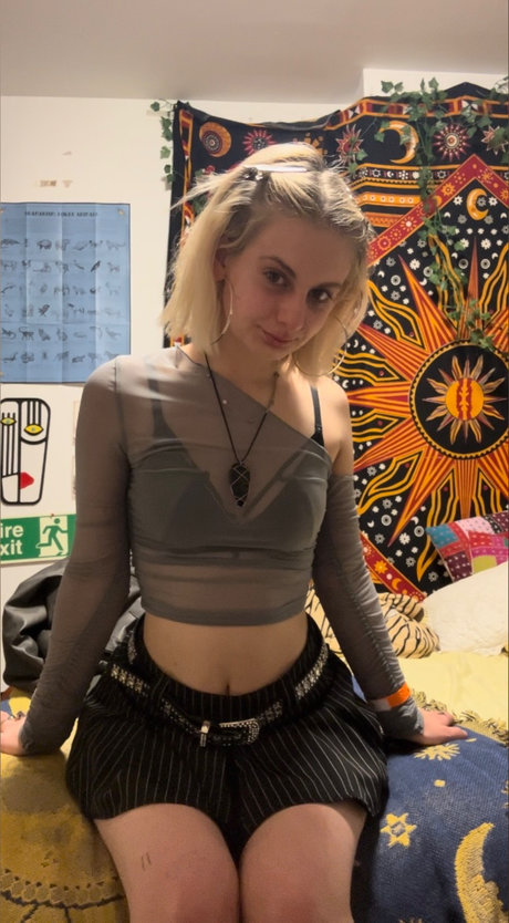 Chlo