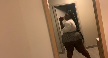 Nahá fotka uniklých OnlyFans od M O C H A 