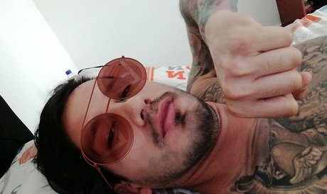 Yair E