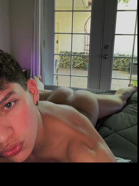 Naken lekkede OnlyFans-bilde av Ayden Rey
