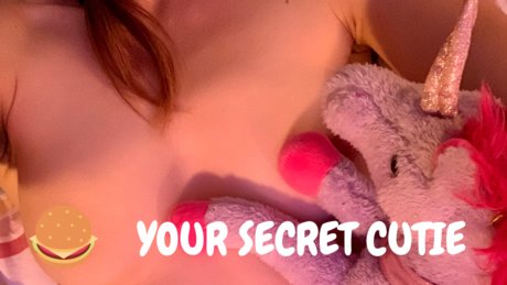 Naken lekkede OnlyFans-bilde av Your Secret Cutie