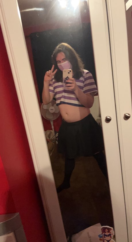 Naken lekkede OnlyFans-bilde av Typicaltrappy